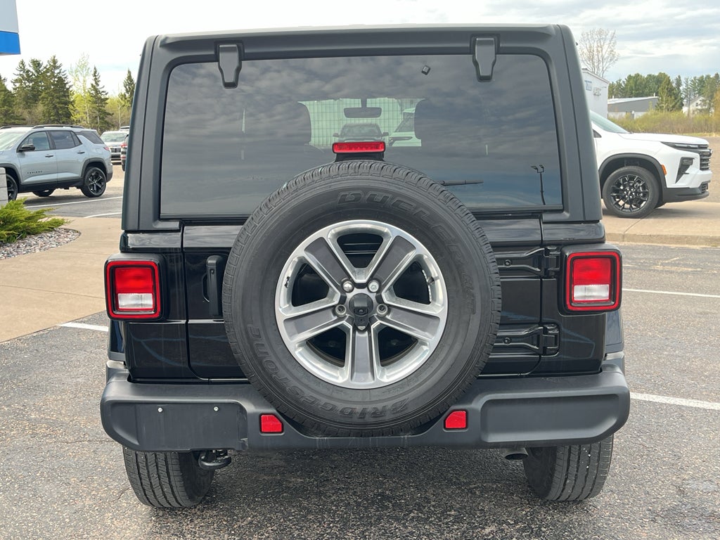 2021 Jeep Wrangler Unlimited Sahara