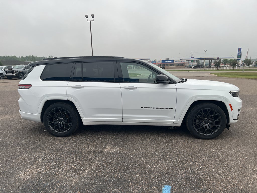 2023 Jeep Grand Cherokee L Summit Reserve 4x4