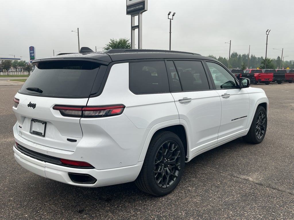 2023 Jeep Grand Cherokee L Summit Reserve 4x4