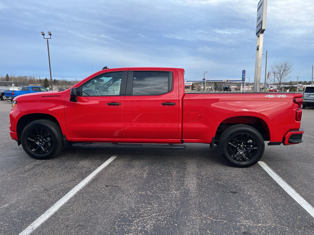 2024 Chevrolet Silverado 1500 Custom