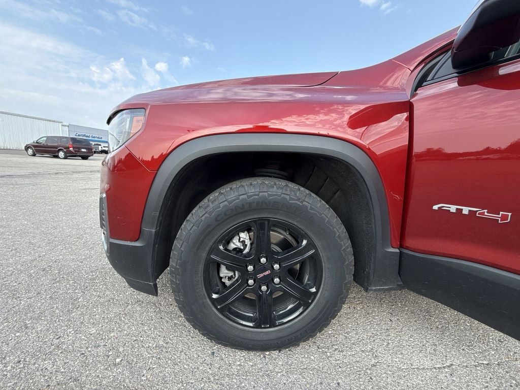 2023 GMC Acadia AT4