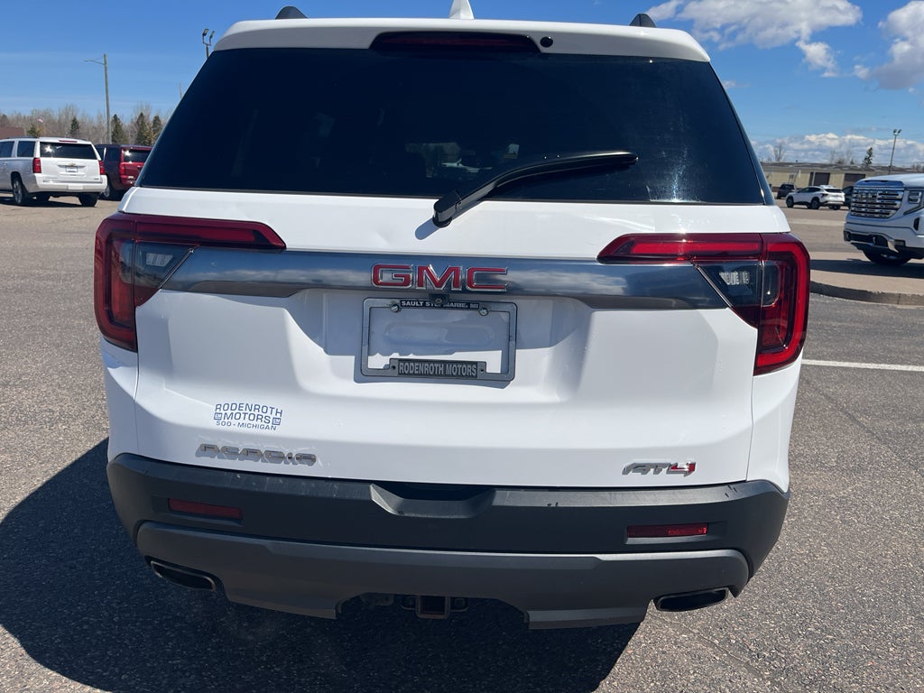 2023 GMC Acadia AT4