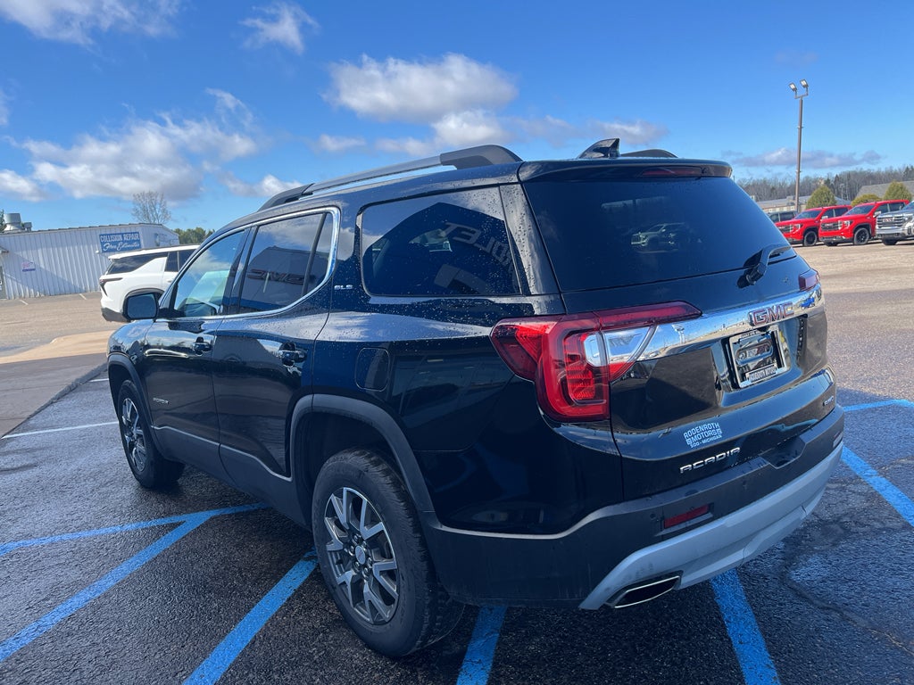 2023 GMC Acadia SLE