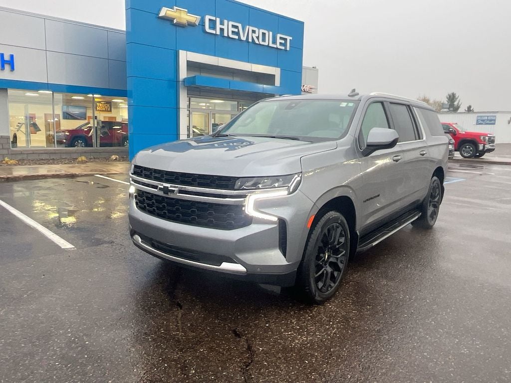 2022 Chevrolet Suburban LS