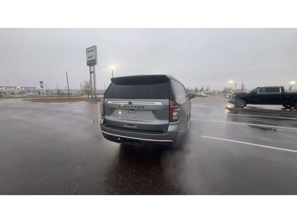 2022 Chevrolet Suburban LS