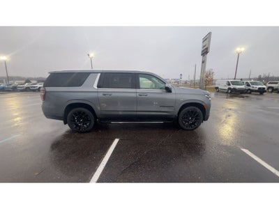 2022 Chevrolet Suburban LS