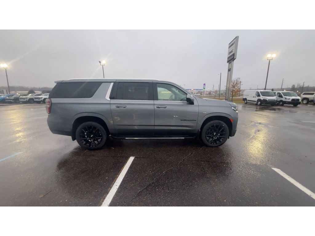 2022 Chevrolet Suburban LS