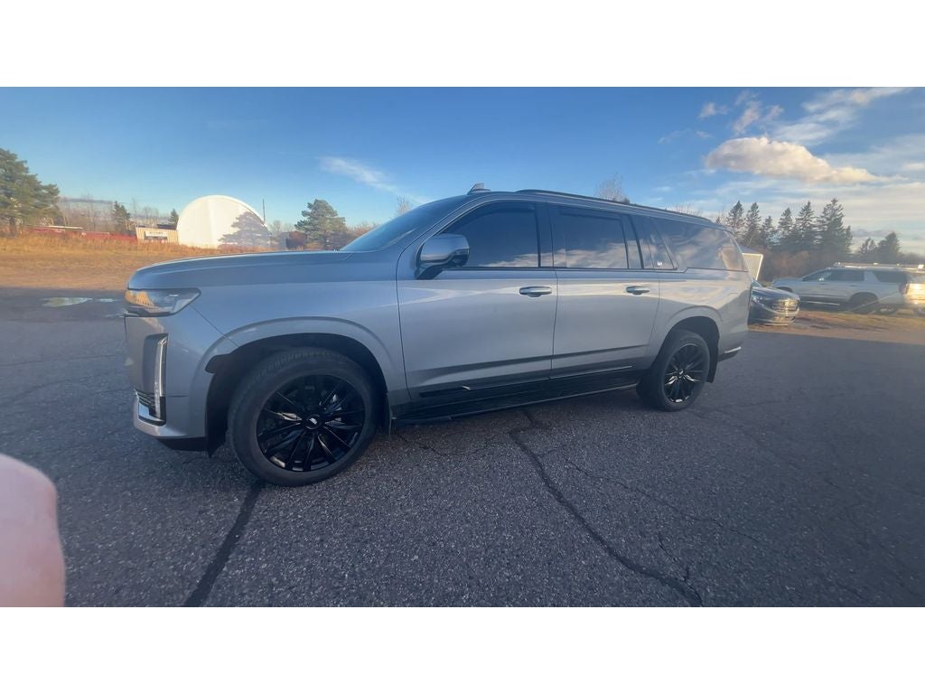 2023 Cadillac Escalade ESV Premium Luxury