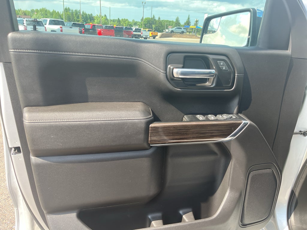 2022 Chevrolet Silverado 1500 LTD LT (2FL)