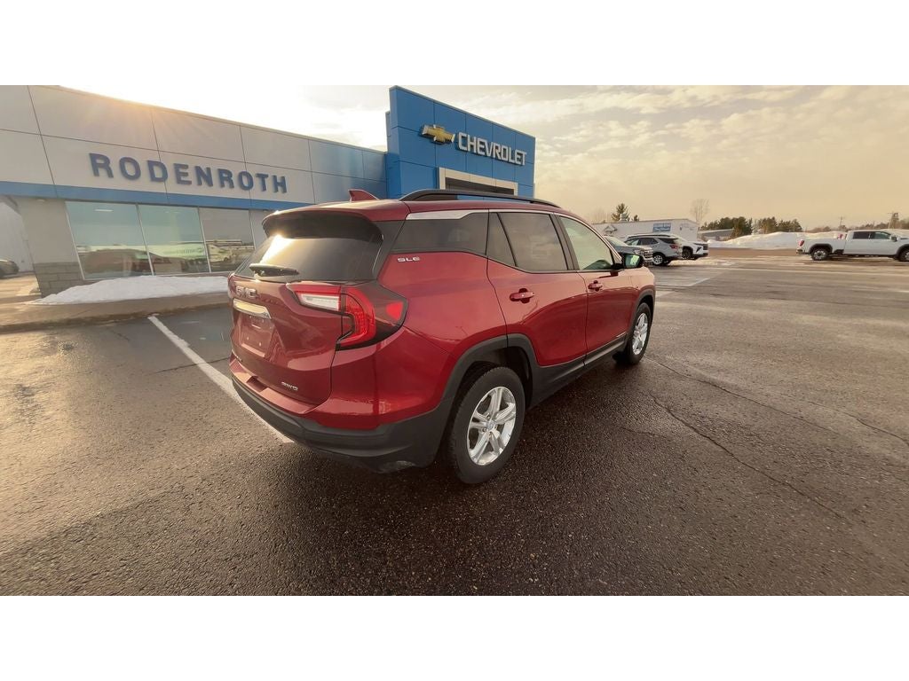 2023 GMC Terrain SLE