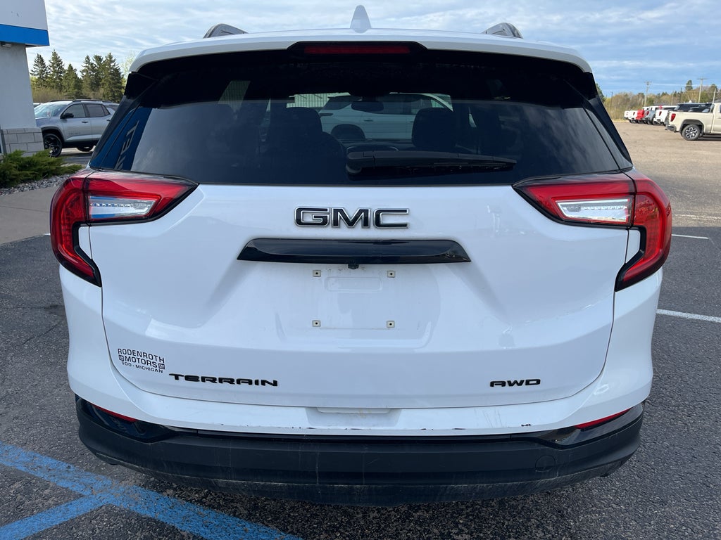 2023 GMC Terrain SLE