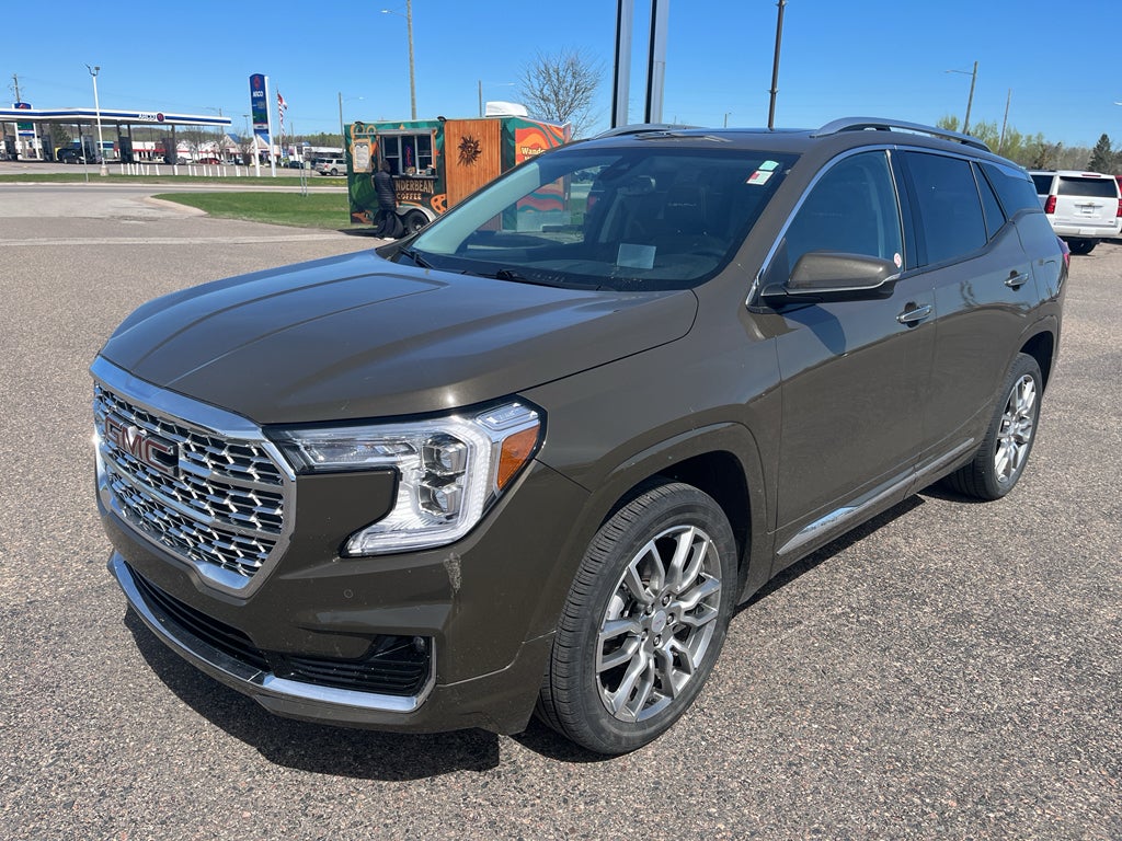 2023 GMC Terrain Denali
