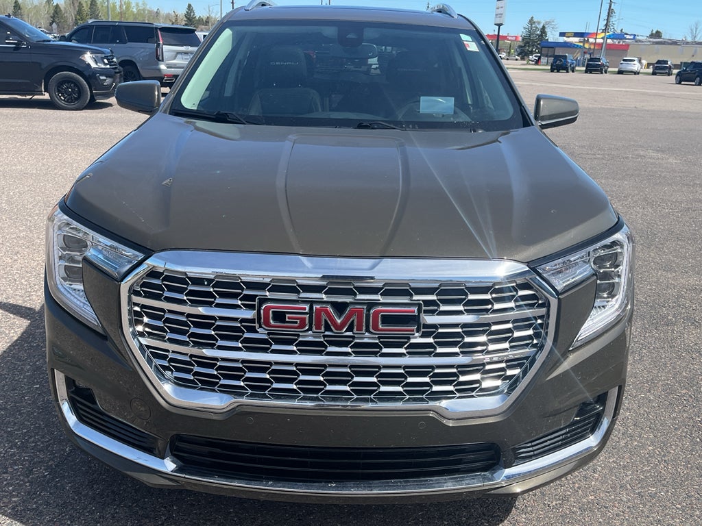 2023 GMC Terrain Denali