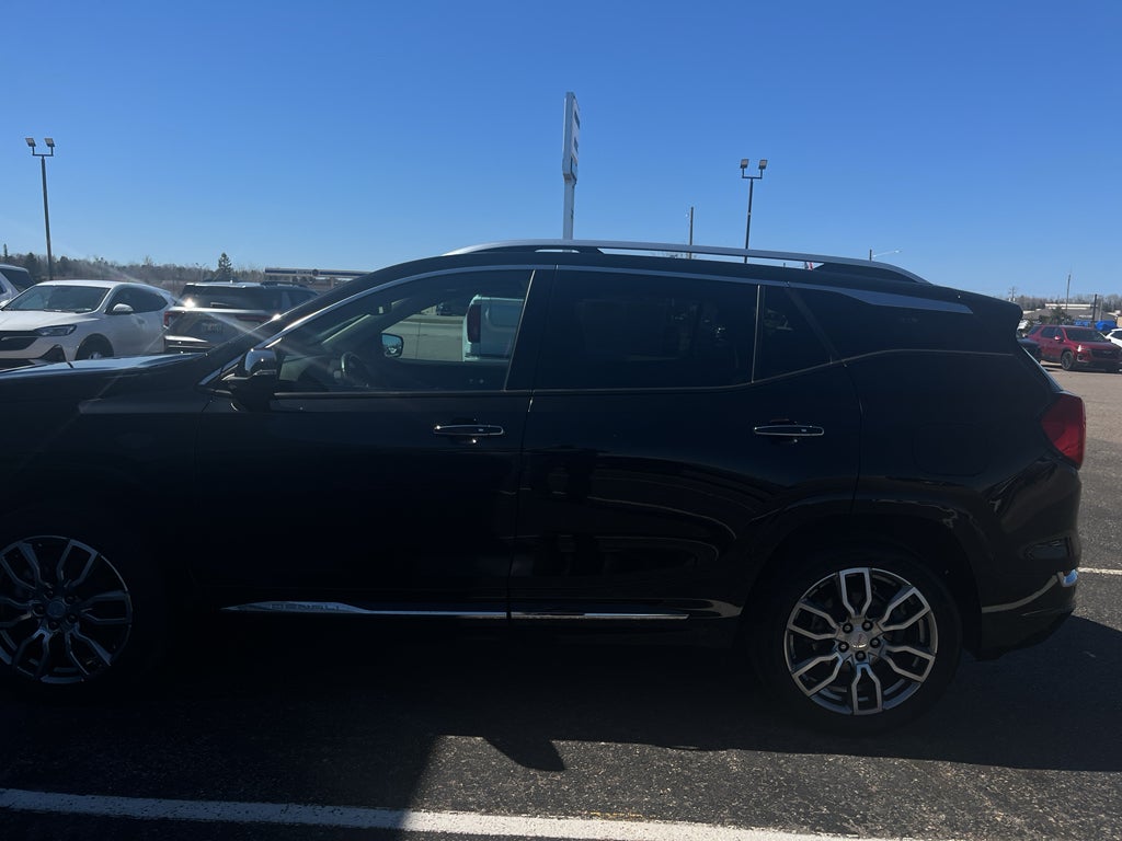 2023 GMC Terrain Denali