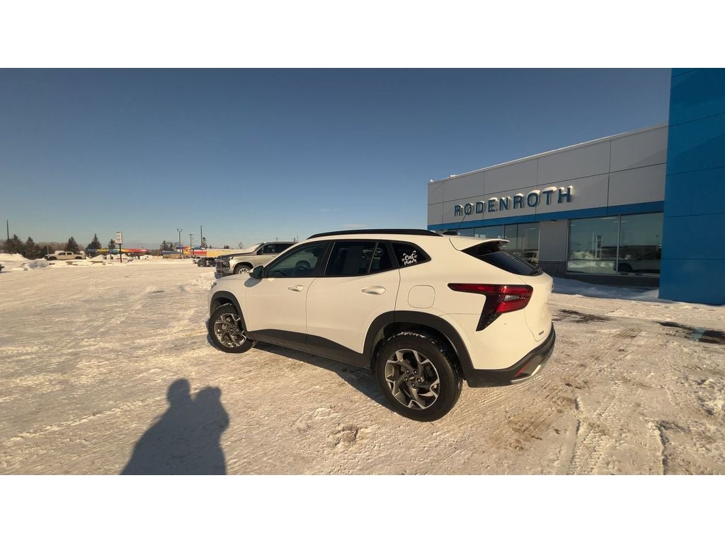 2024 Chevrolet Trax LT